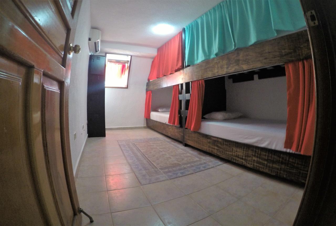 Izsla Hostel Playa Del Carmen Playa del Carmen Exterior foto